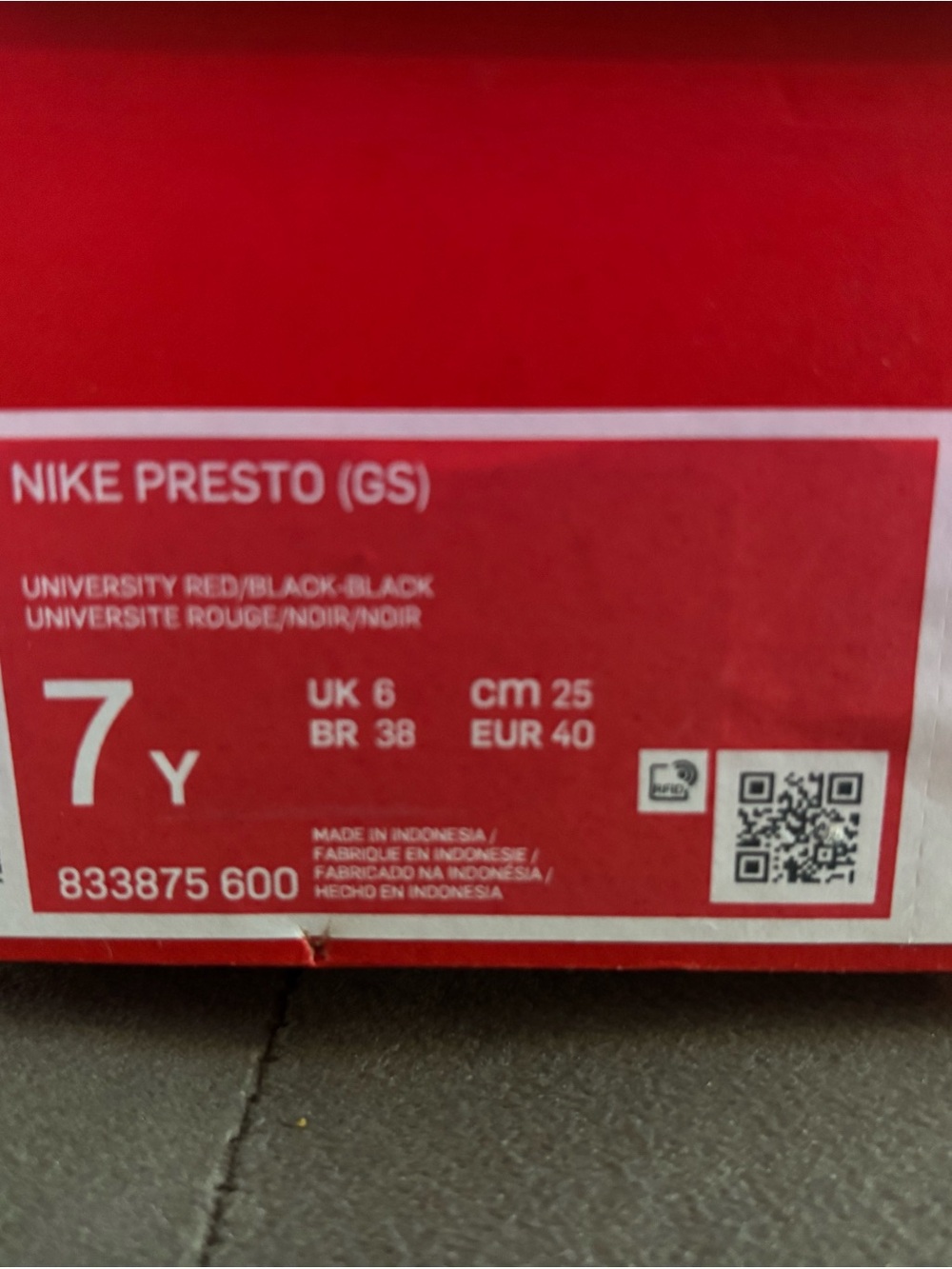 Youth Sneakers - University Red/Black